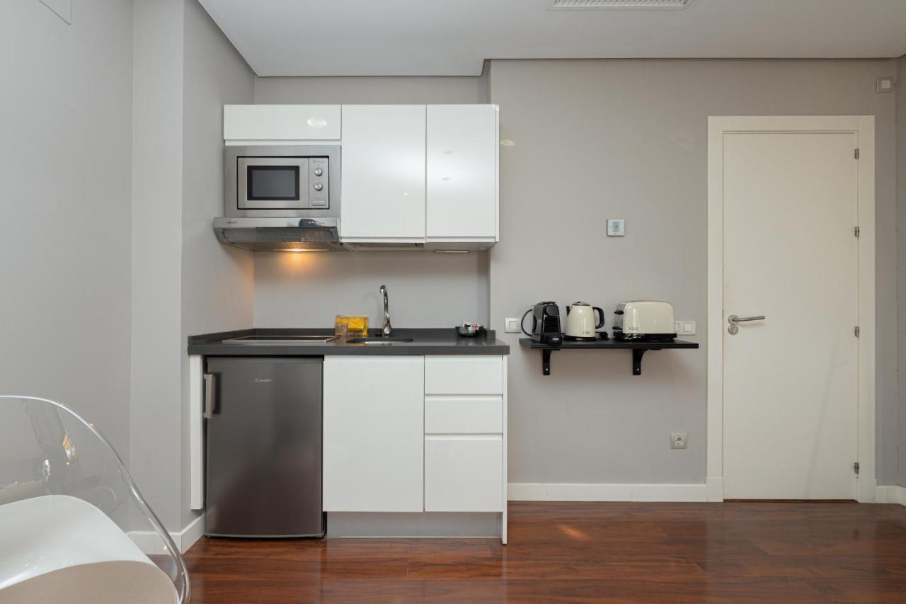 Апартаменты C30 Deluxe Studio With Terrace Into Cathedral Square Малага Экстерьер фото